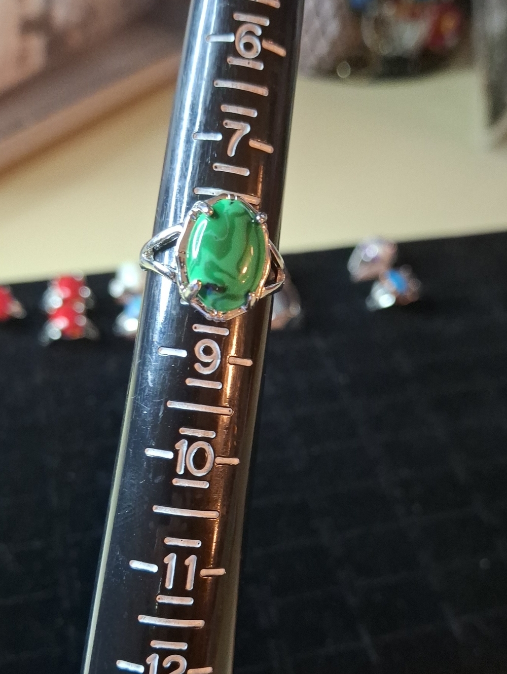 Green Oval Stone Silver Ring New - Sz 9